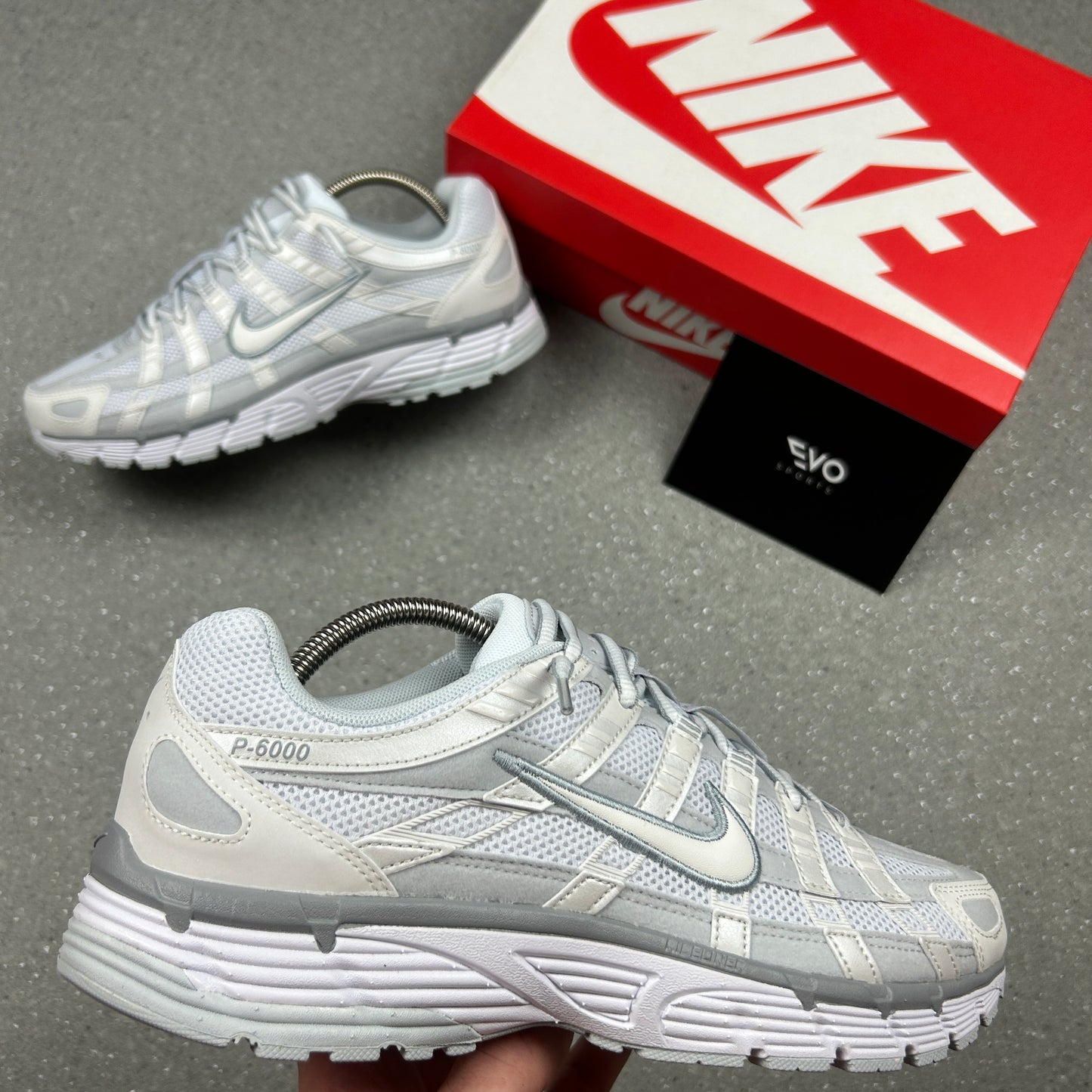 NIKE P6000 SUMMIT WHITE