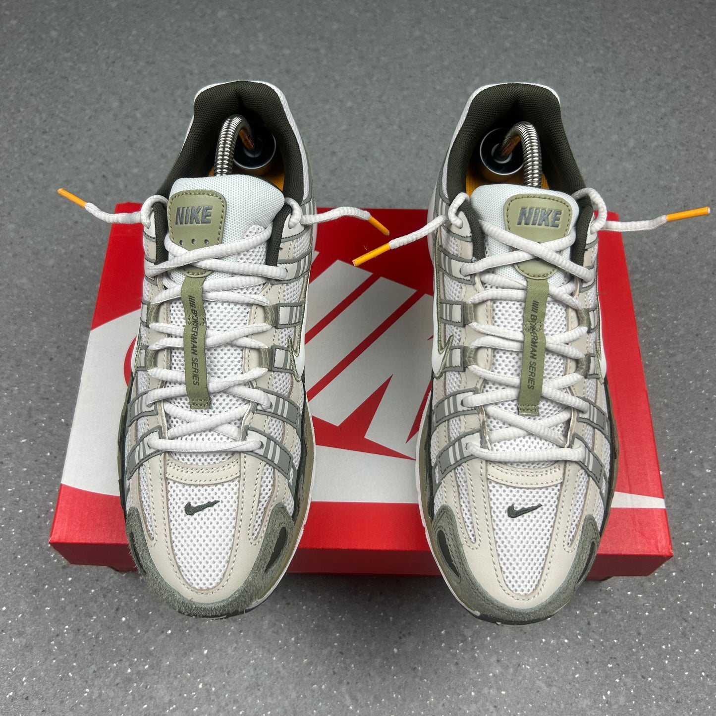 NIKE P6000 CARGO KHAKI