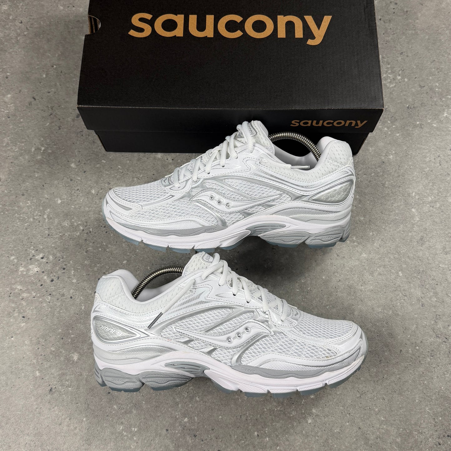 SAUCONY OMNI PRO GRID 9