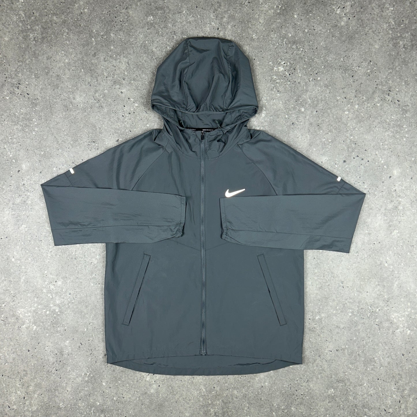 NIKE REPEL WINDRUNNER SMOKE GREY