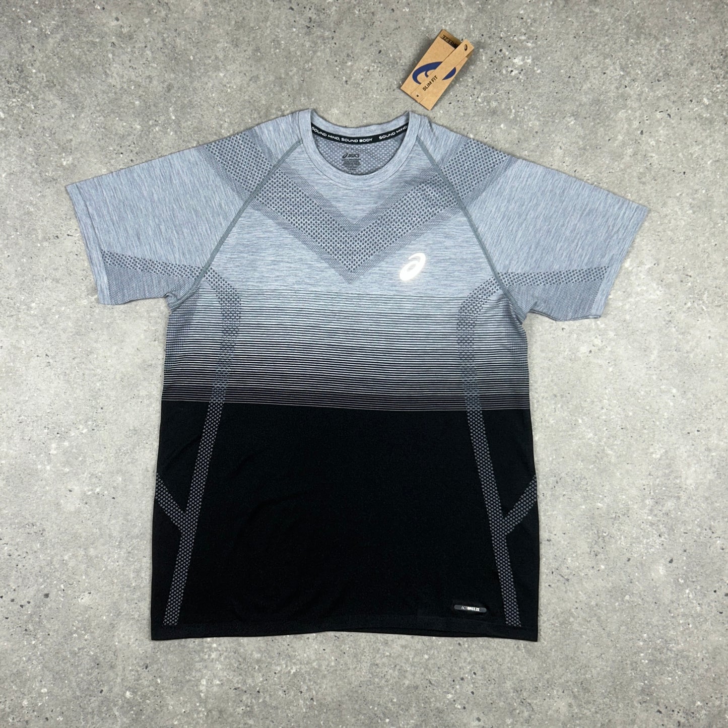 ASICS SEAMLESS T-SHIRT & 7”SHORTS SET BLACK