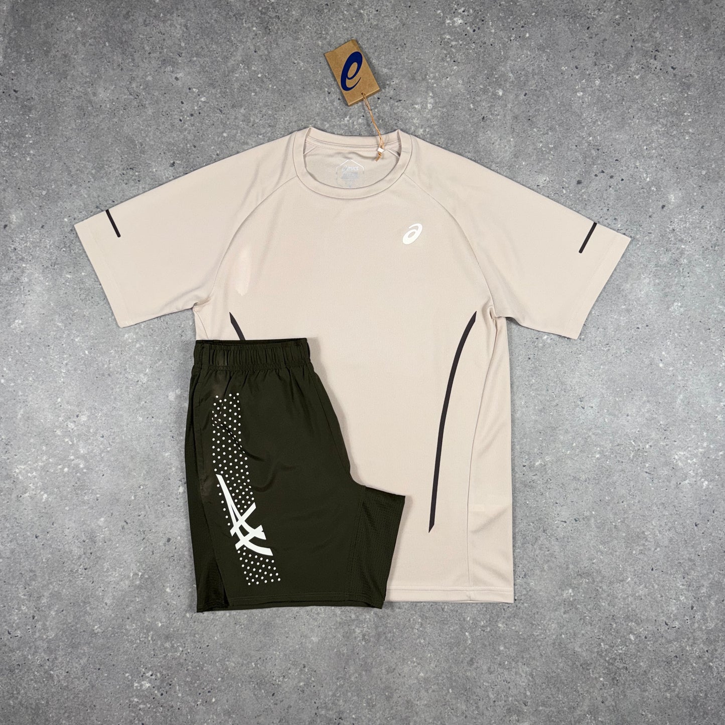 ASICS CURVE T-SHIRT SHORTS SET BIRCH/BROWN STONE