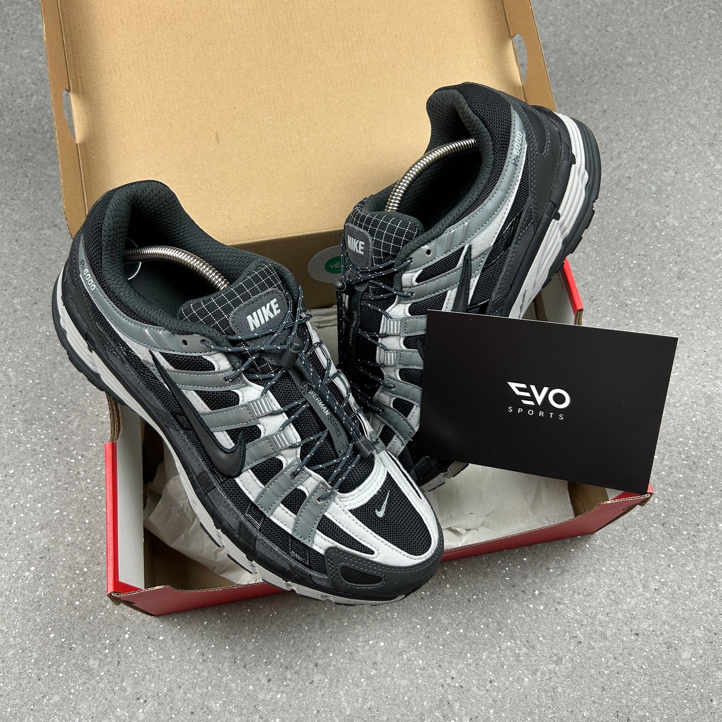 NIKE P6000 ANTHRACITE SMOKE GREY