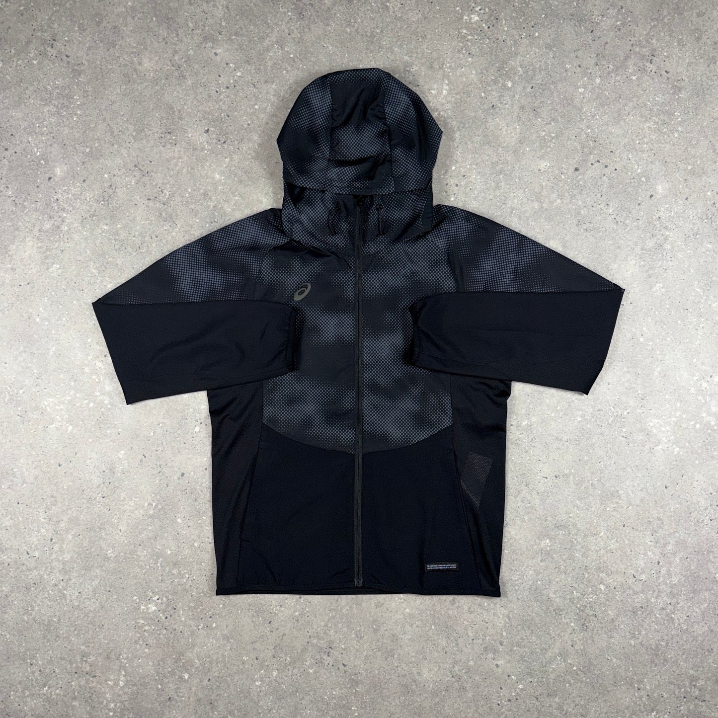 ASICS WATERPROOF CAMO WINDRUNNER BLACK