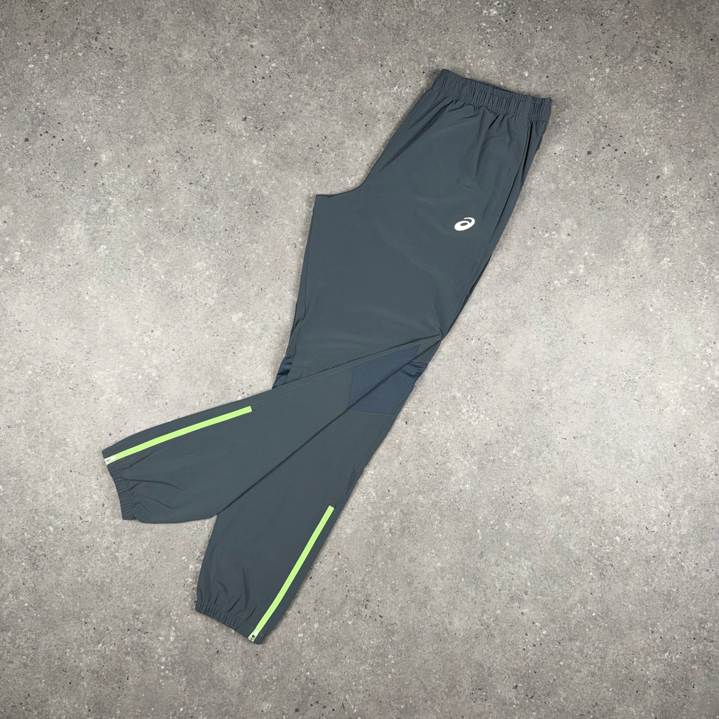 ASICS CORE TRACKSUIT GREY