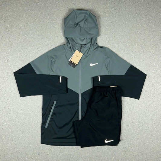 NIKE UV WINDRUNNER JACKET BLACK/GREY & NIKE 7” CHALLENGER SHORTS BLACK SET