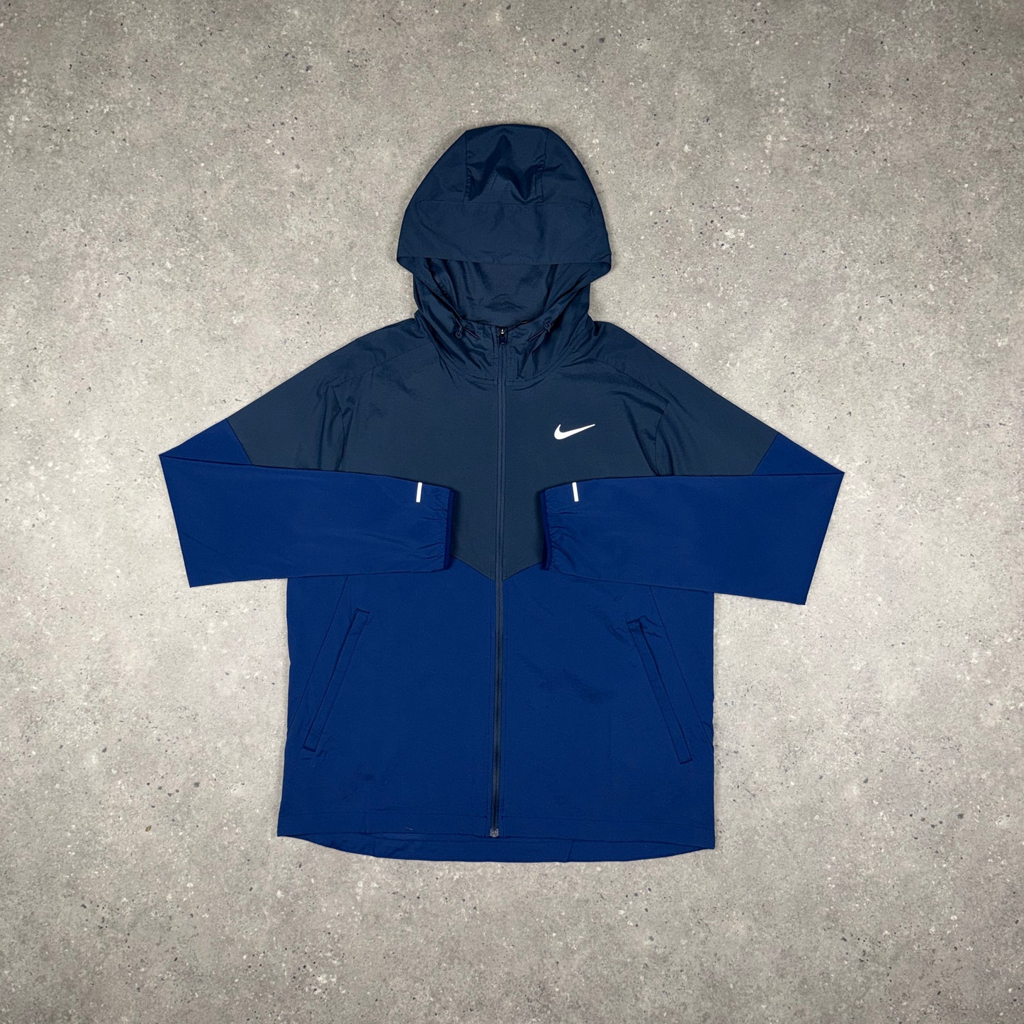NIKE UV WINDRUNNER THUNDER BLUE