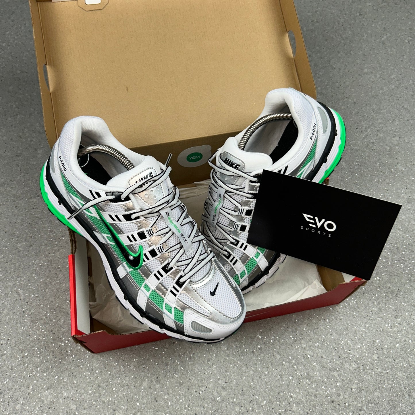 NIKE P6000 SPRING GREEN