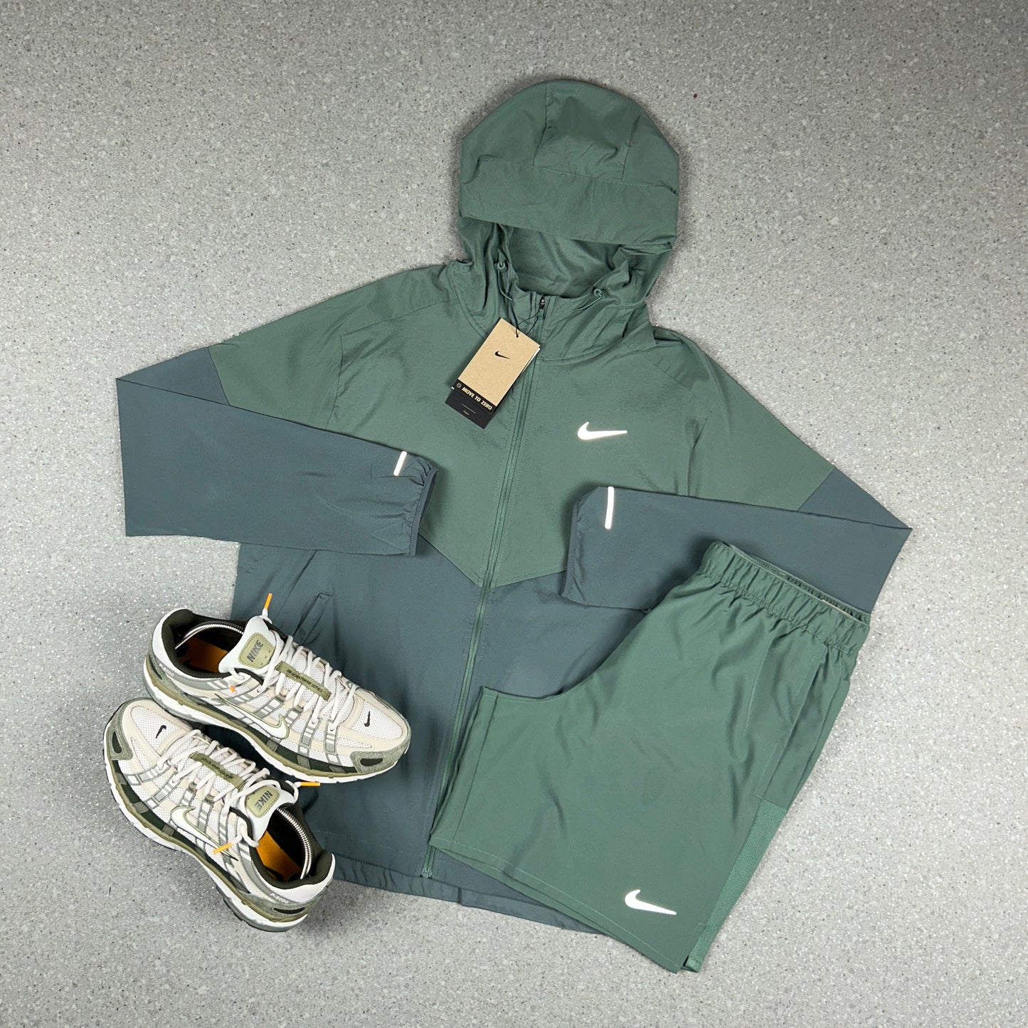 NIKE UV WINDRUNNER KHAKI/GREY