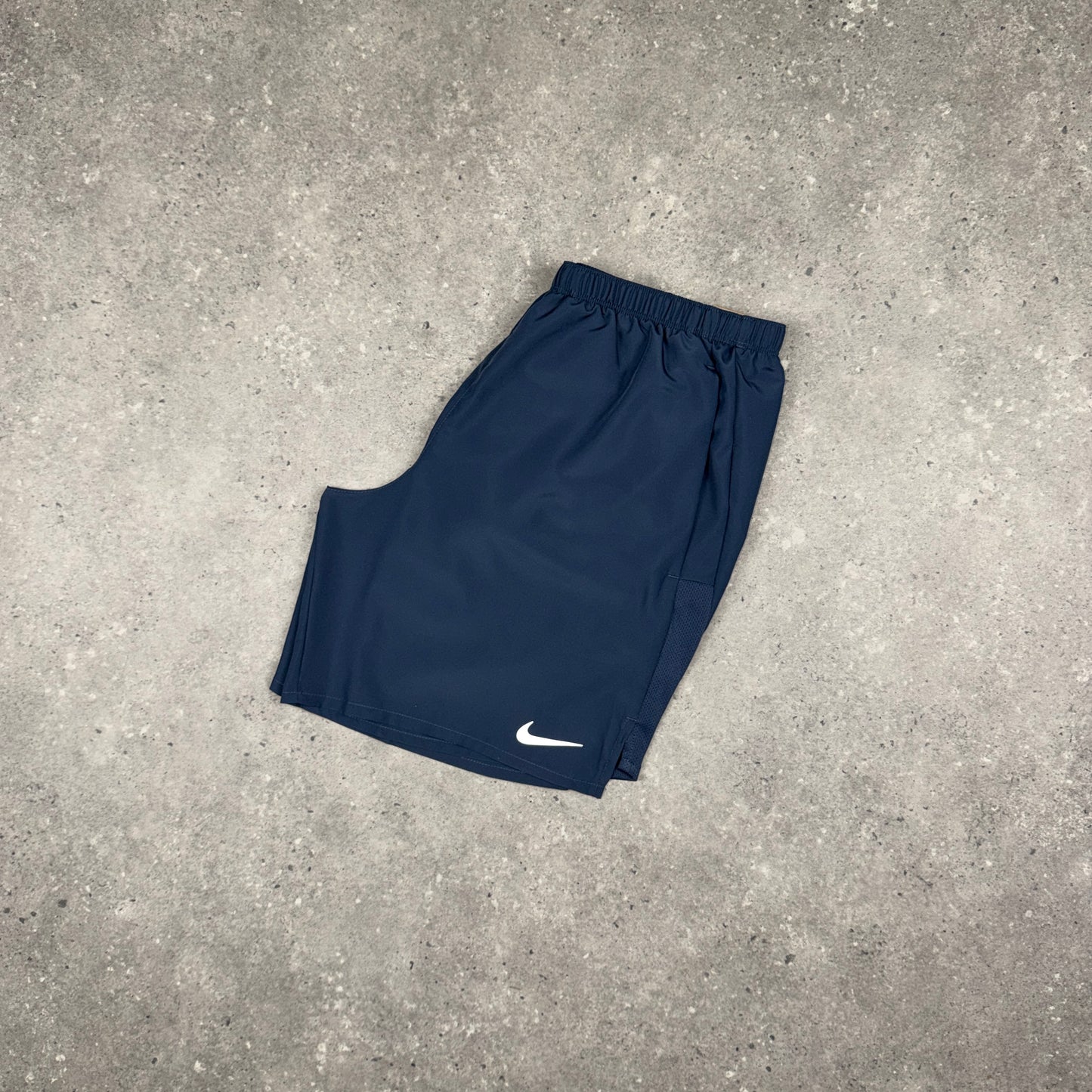 NIKE CHALLENGER SHORTS THUNDER BLUE