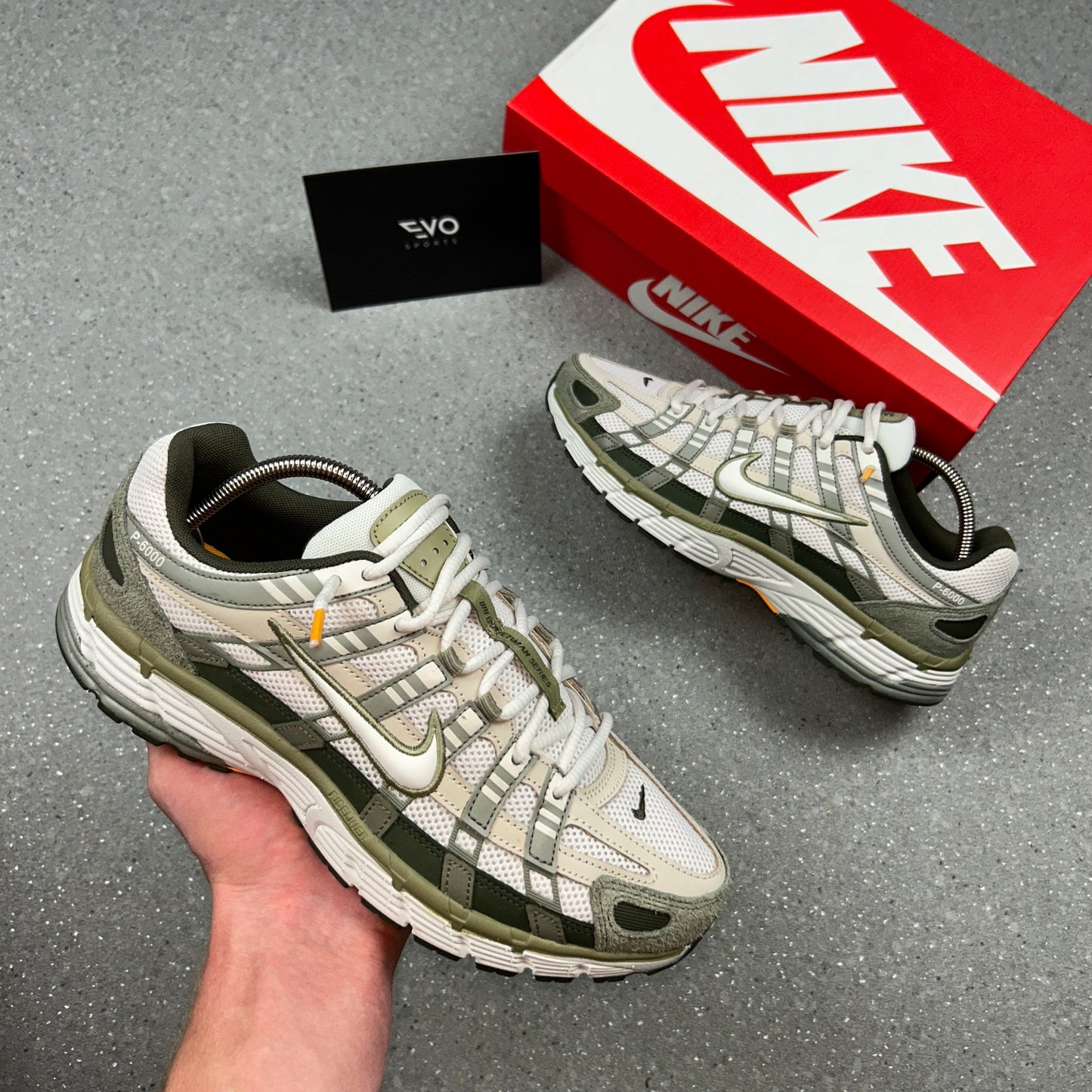 NIKE P6000 CARGO KHAKI