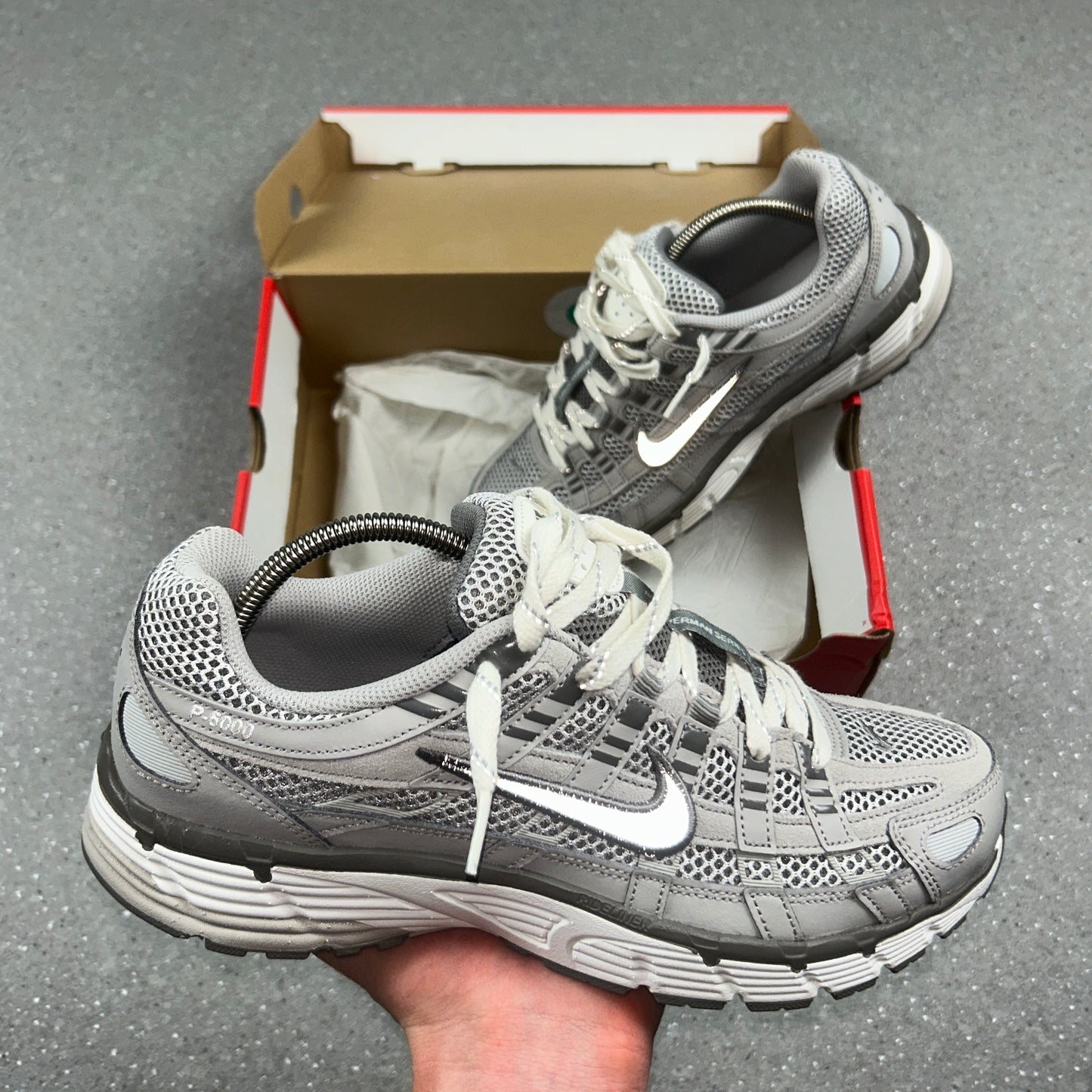 NIKE P6000 IRON ORE