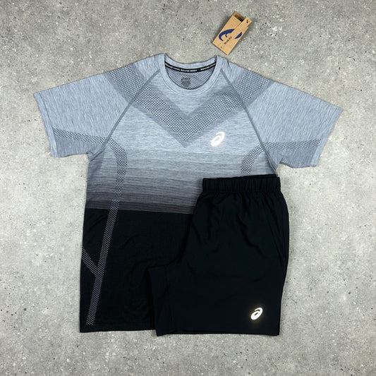 ASICS SEAMLESS T-SHIRT & 7”SHORTS SET BLACK