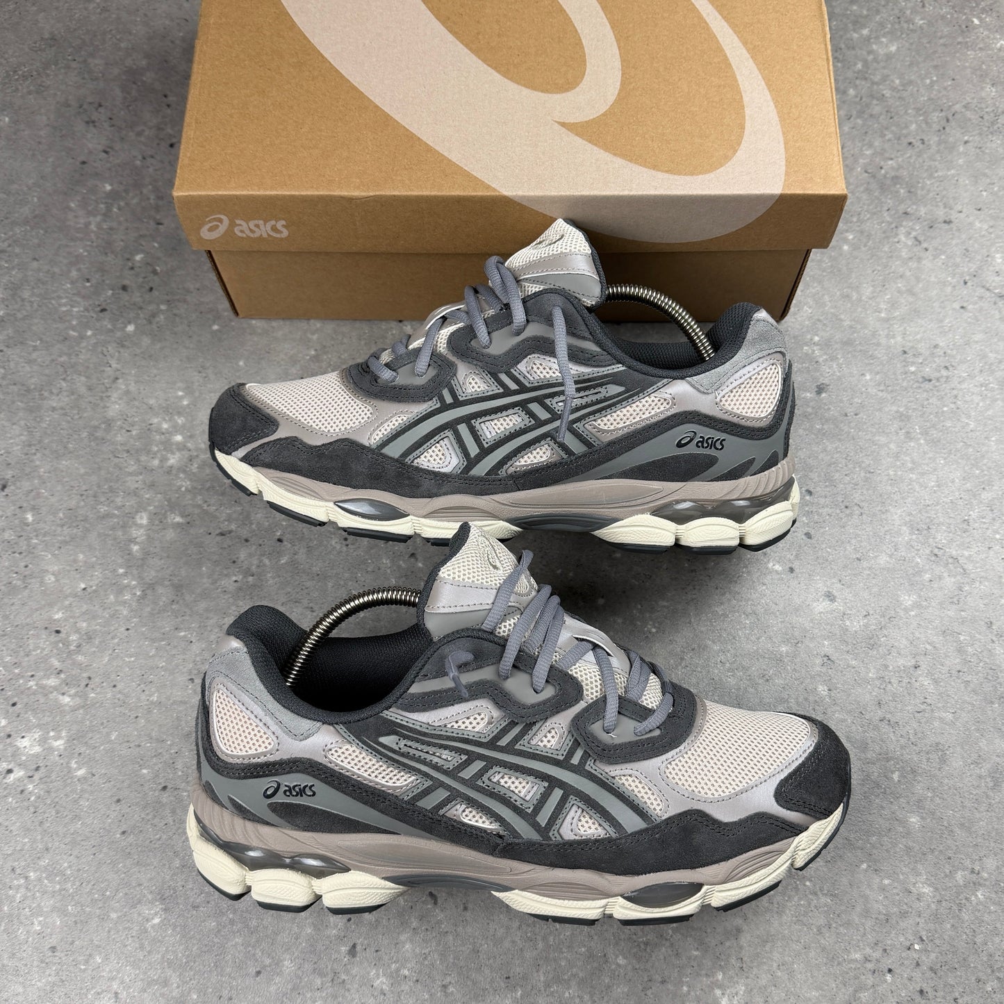 ASICS GEL NYC OATMEAL OBSIDIAN GREY