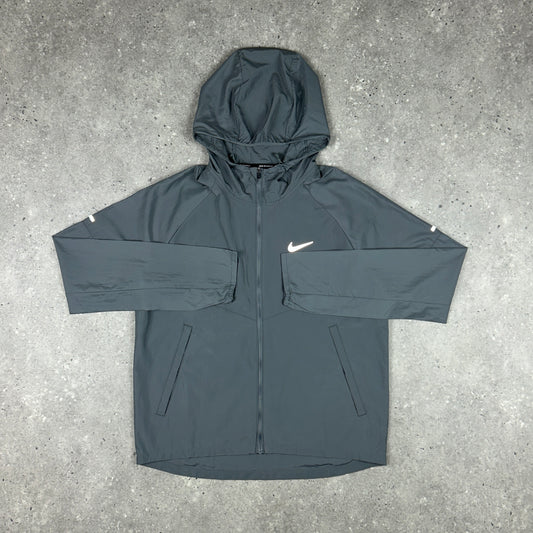 NIKE REPEL WINDRUNNER SMOKE GREY