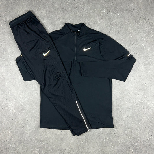 NIKE ELEMENT 1/4 ZIP BLACK & BLACK PHENOM PANTS SET