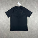 NIKE STRIDE T-SHIRT BLACK