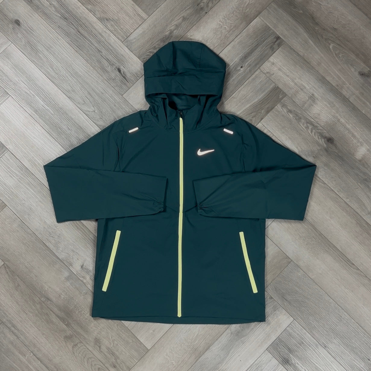 NIKE UV WINDRUNNER JACKET DEEP JUNGLE