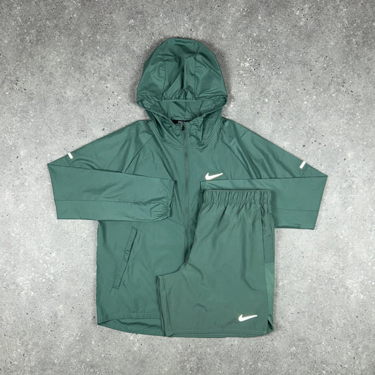 NIKE REPEL WINDRUNNER JACKET SET KHAKI