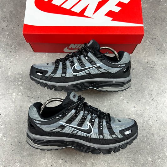 NIKE P6000 COOL GREY/BLACK