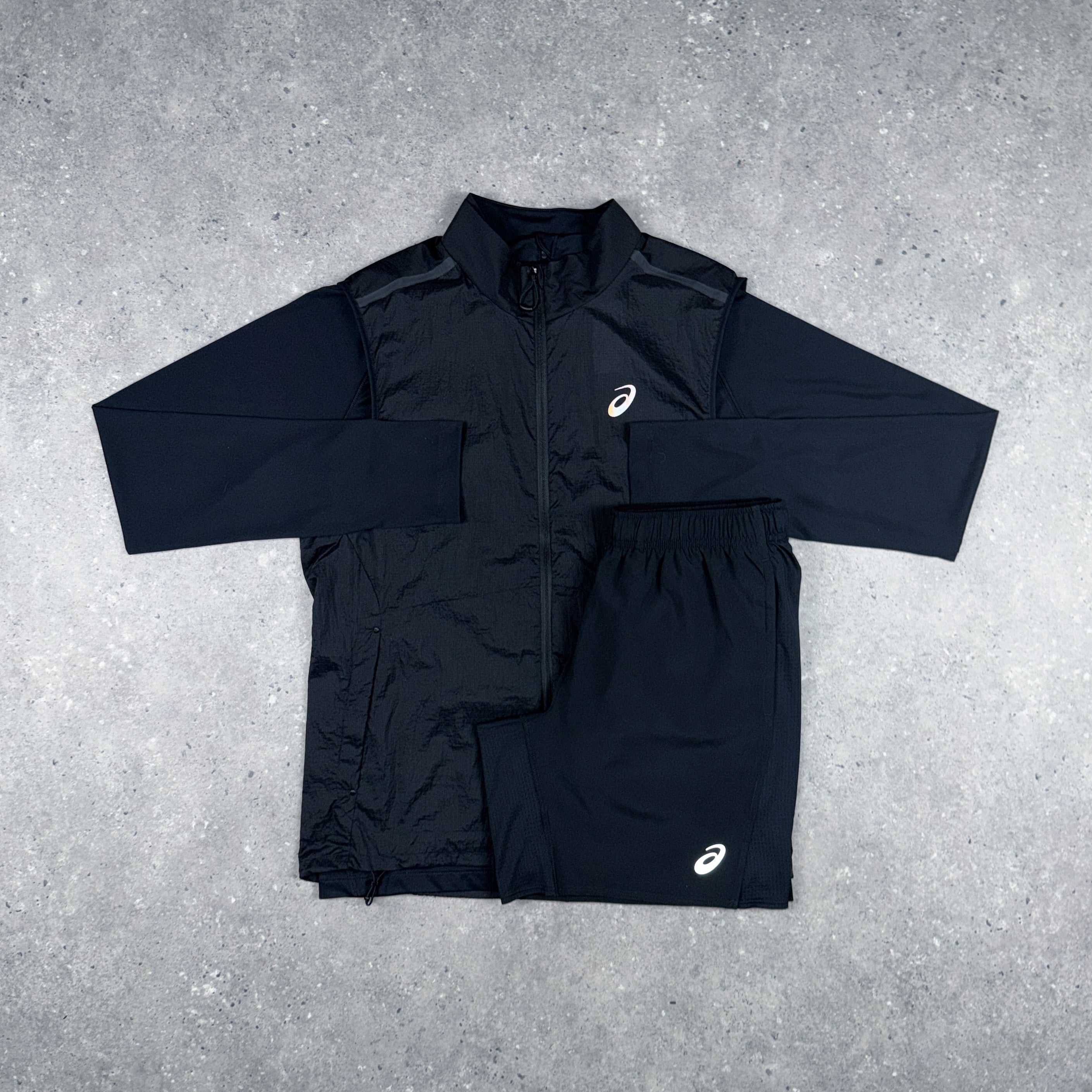 ASICS CORE GILET BUNDLE BLACK – Evosportsuk