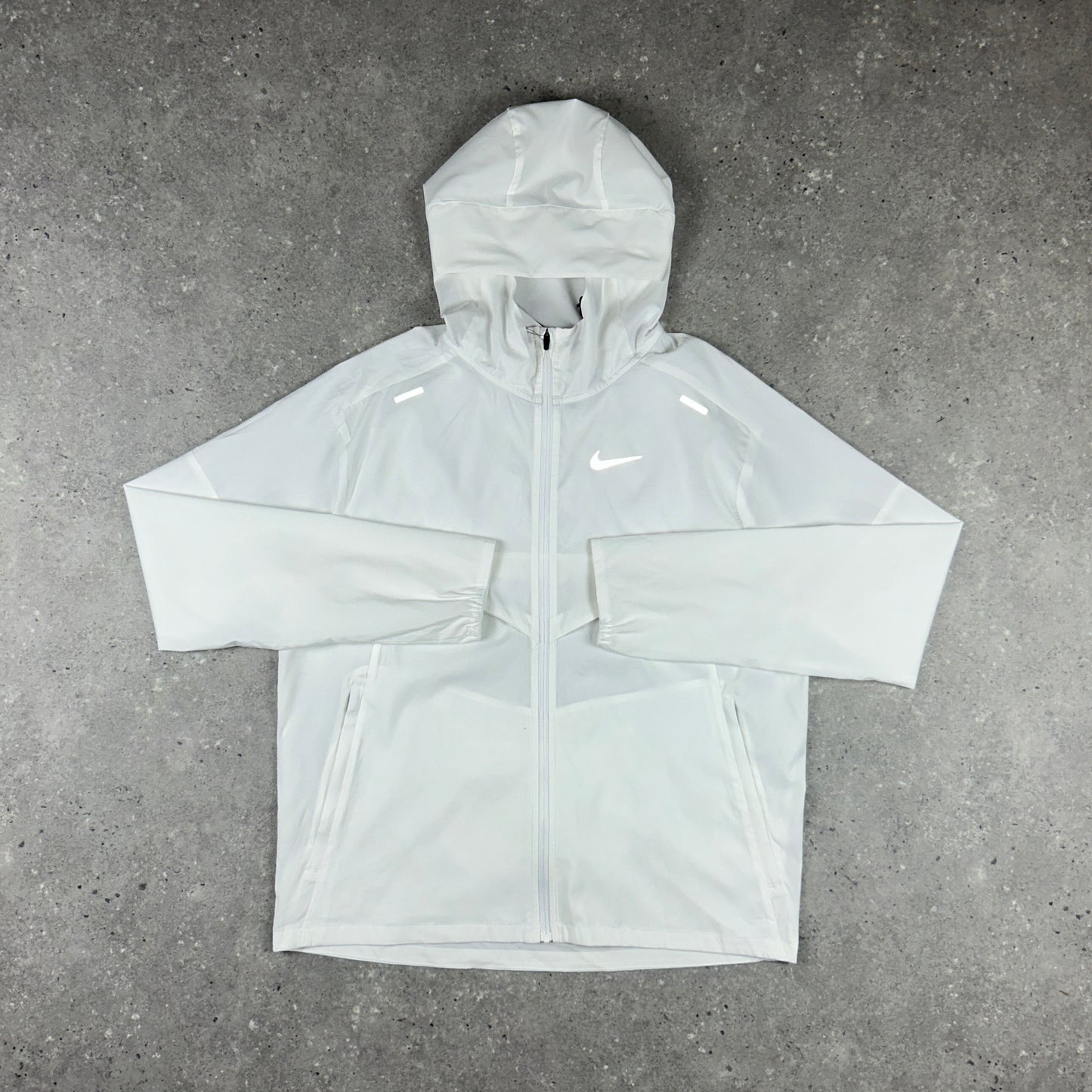 NIKE UV WINDRUNNER JACKET WHITE