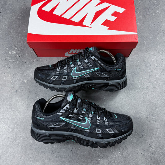 NIKE P6000 GRAPHITE/TEAL