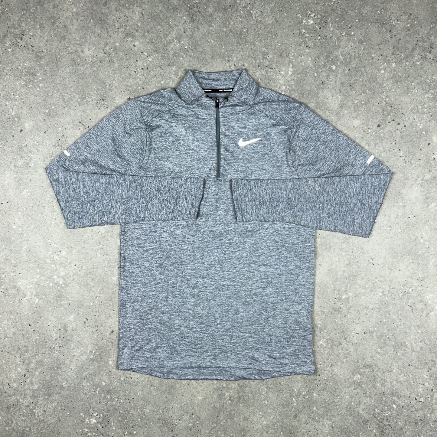 NIKE ELEMENT 1/4 ZIP TOP GREY