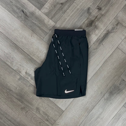 NIKE FLEX STRIDE SHORTS 7” BLACK