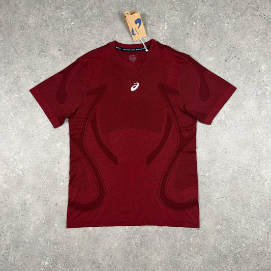 ASICS SEAMLESS T-SHIRT BURGUNDY