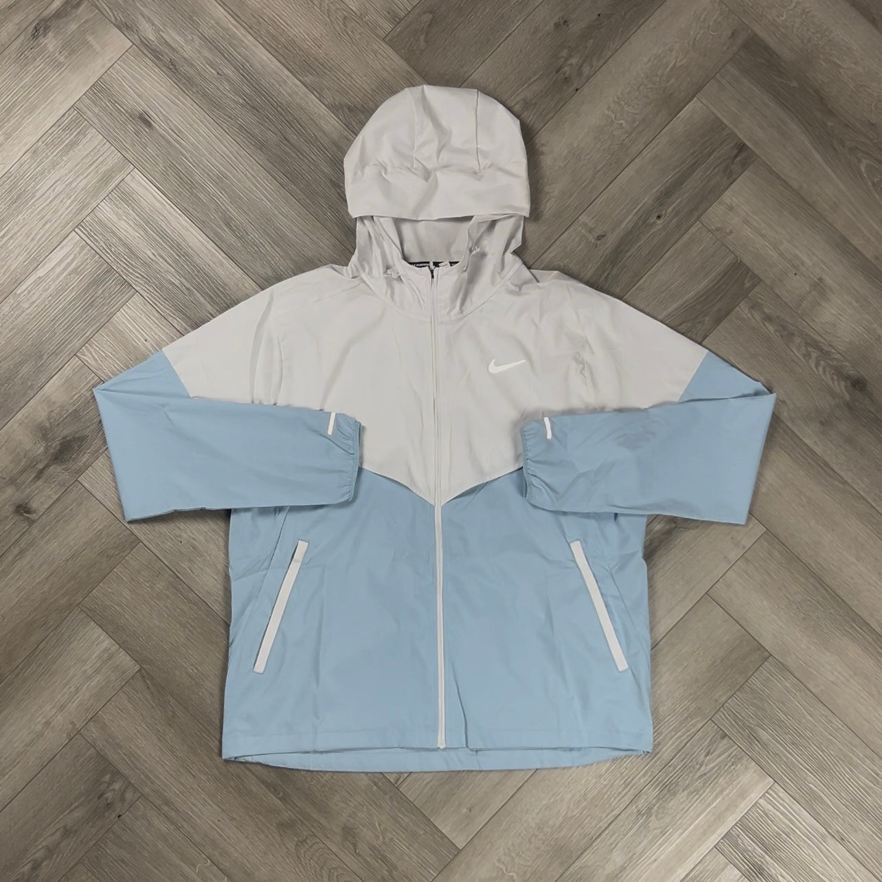 NIKE UV WINDRUNNER JACKET ARMOUR BLUE