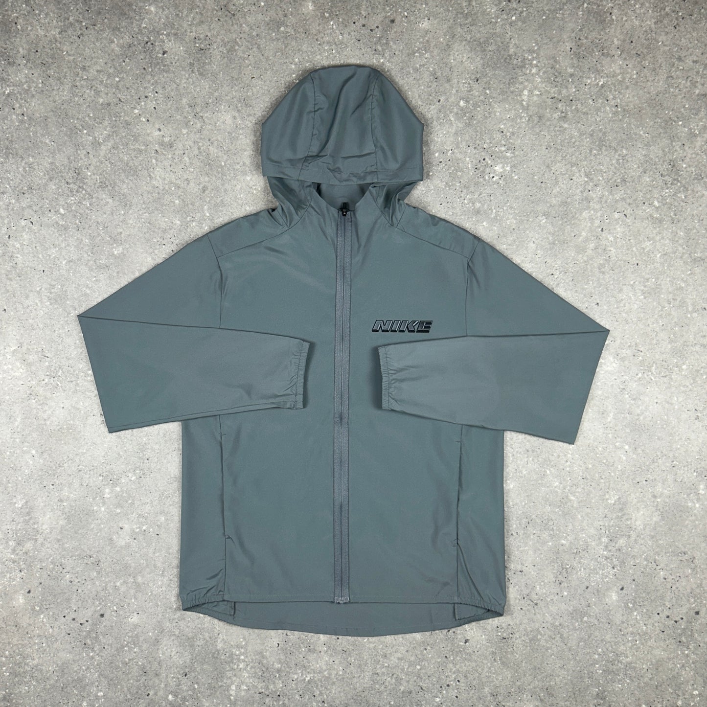 NIKE FORM GFX WINDRUNNER GREY
