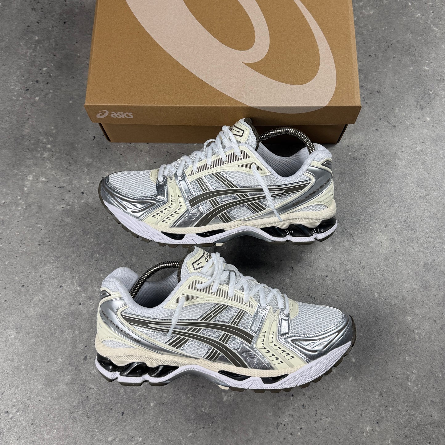 ASICS GEL KAYANO 14 WHITE IVORY
