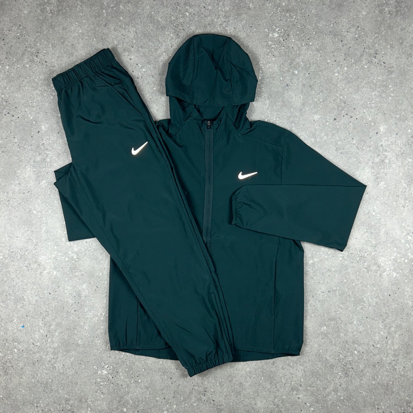 NIKE DRI FIT TRACKSUIT FOREST GREEN