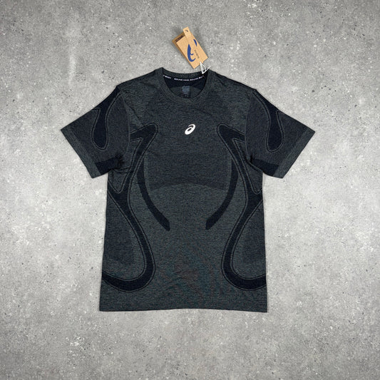 ASICS SEAMLESS T-SHIRT BLACK