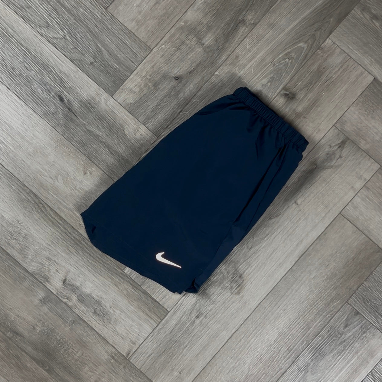 NIKE DRI-FIT CHALLENGER SHORTS 7" NAVY