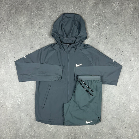 NIKE REPEL WINDRUNNER SET SMOKE GREY