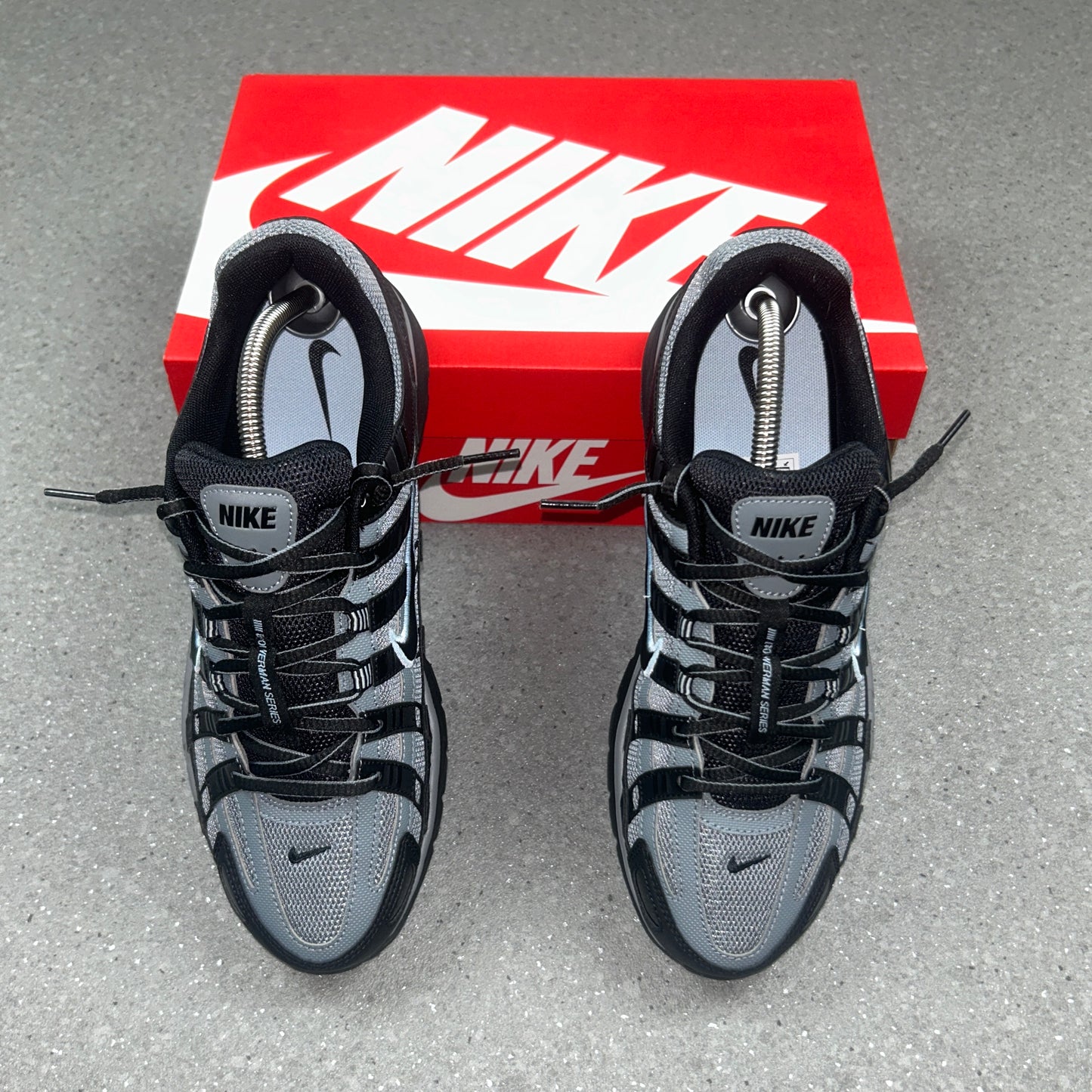 NIKE P6000 COOL GREY/BLACK