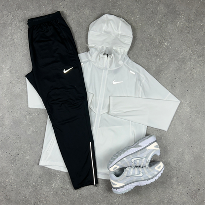 NIKE UV WINDRUNNER WHITE & NIKE PHENOM ELITE BOTTOMS BLACK SET