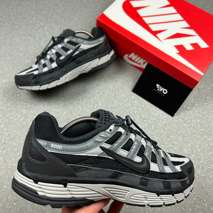 NIKE P6000 ANTHRACITE SMOKE GREY
