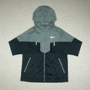 NIKE UV WINDRUNNER JACKET BLACK/GREY & NIKE 7” FLEX STRIDE SHORTS GREY SET