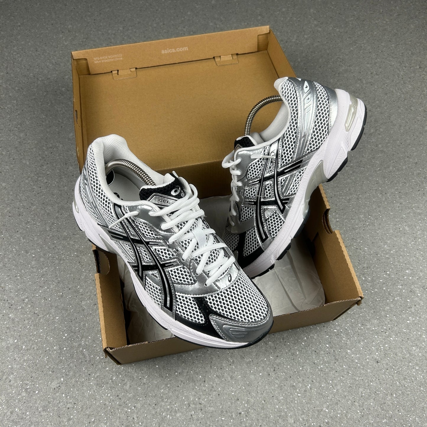 ASICS GEL 1130 BLACK/WHITE