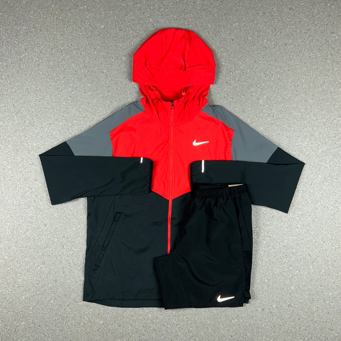 NIKE UV WINDRUNNER BUNDLE CRIMSON/BLACK