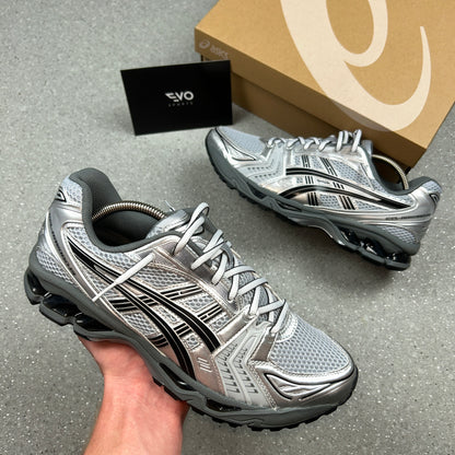 ASICS KAYANO 14's URBAN RESEARCH